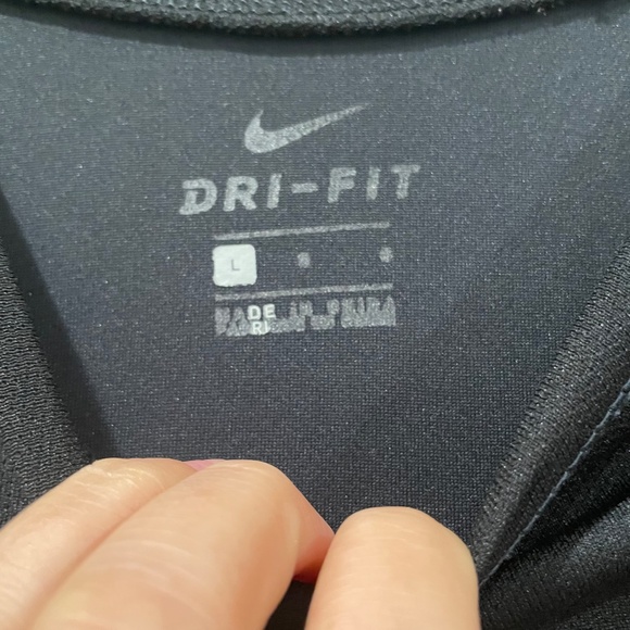 Nike Dri-Fit Short Sleeve Shirt - Picture 5 of 5